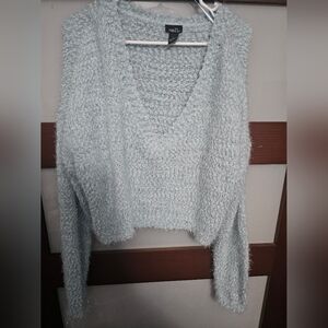 Rue21 Gray V-Neck Sweater